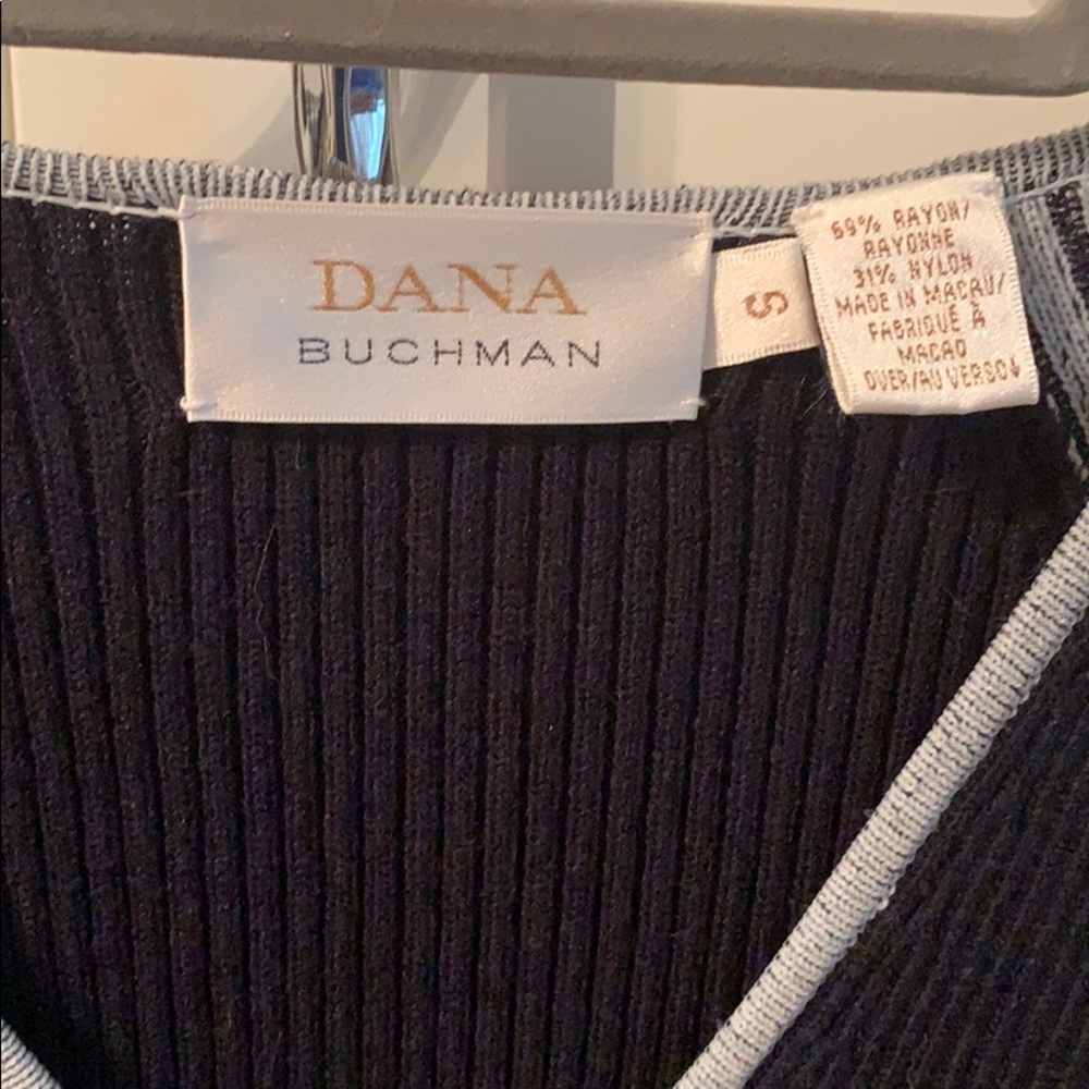 Sweater - Picture 2 of 4
